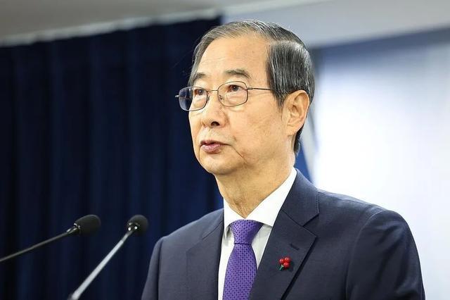 韩国代总统韩德洙停职 国会通过弹劾案